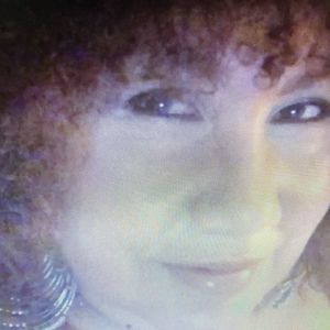 Meet your Posher, Jeannine